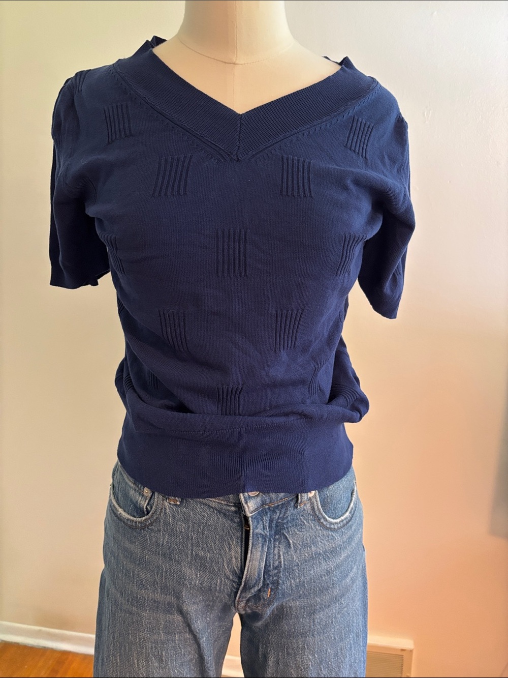 Amazon Navy Blue V-Neck Short Sleeve Sweater